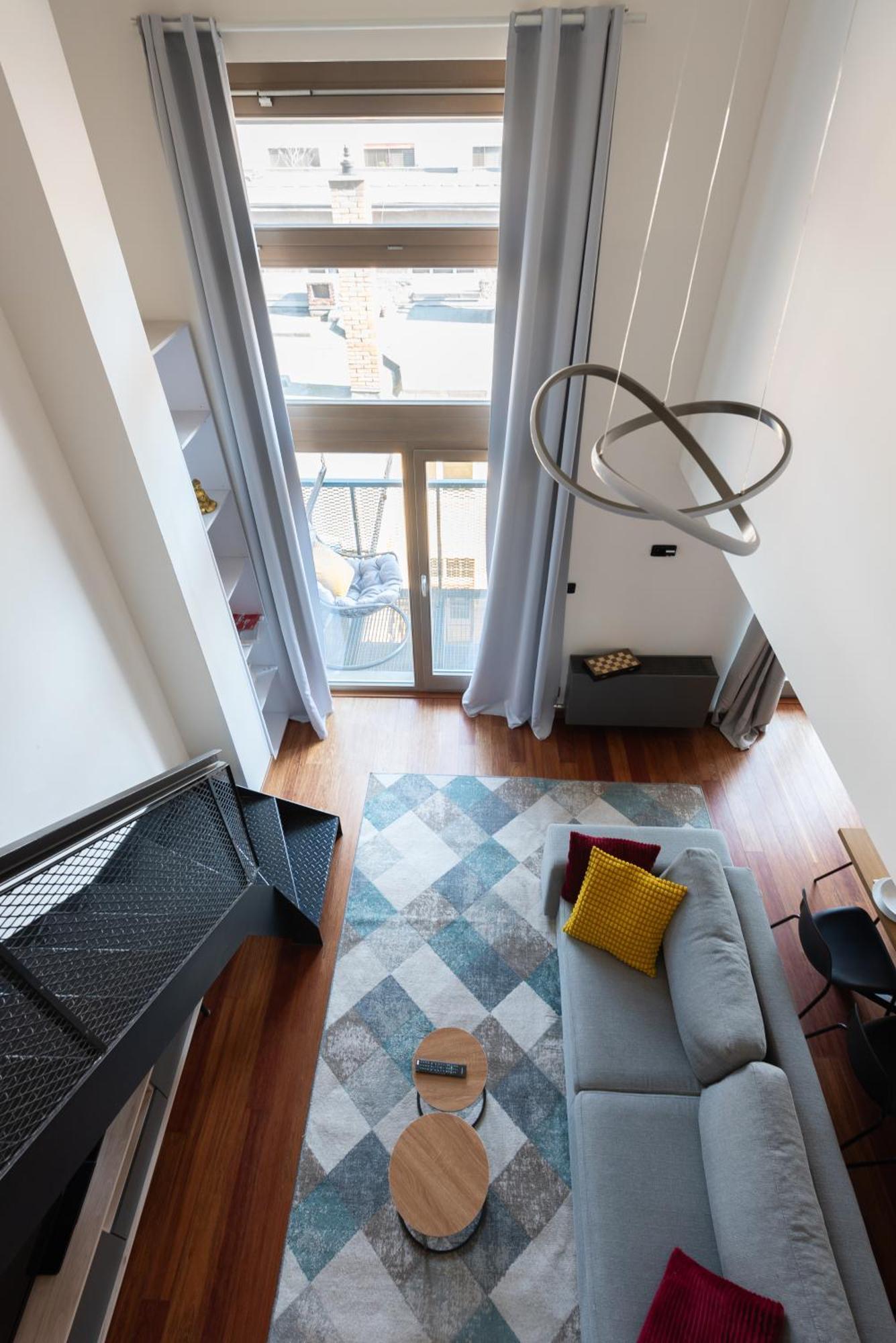 Spacious Apartments Near Karlin Square Prague Exterior photo