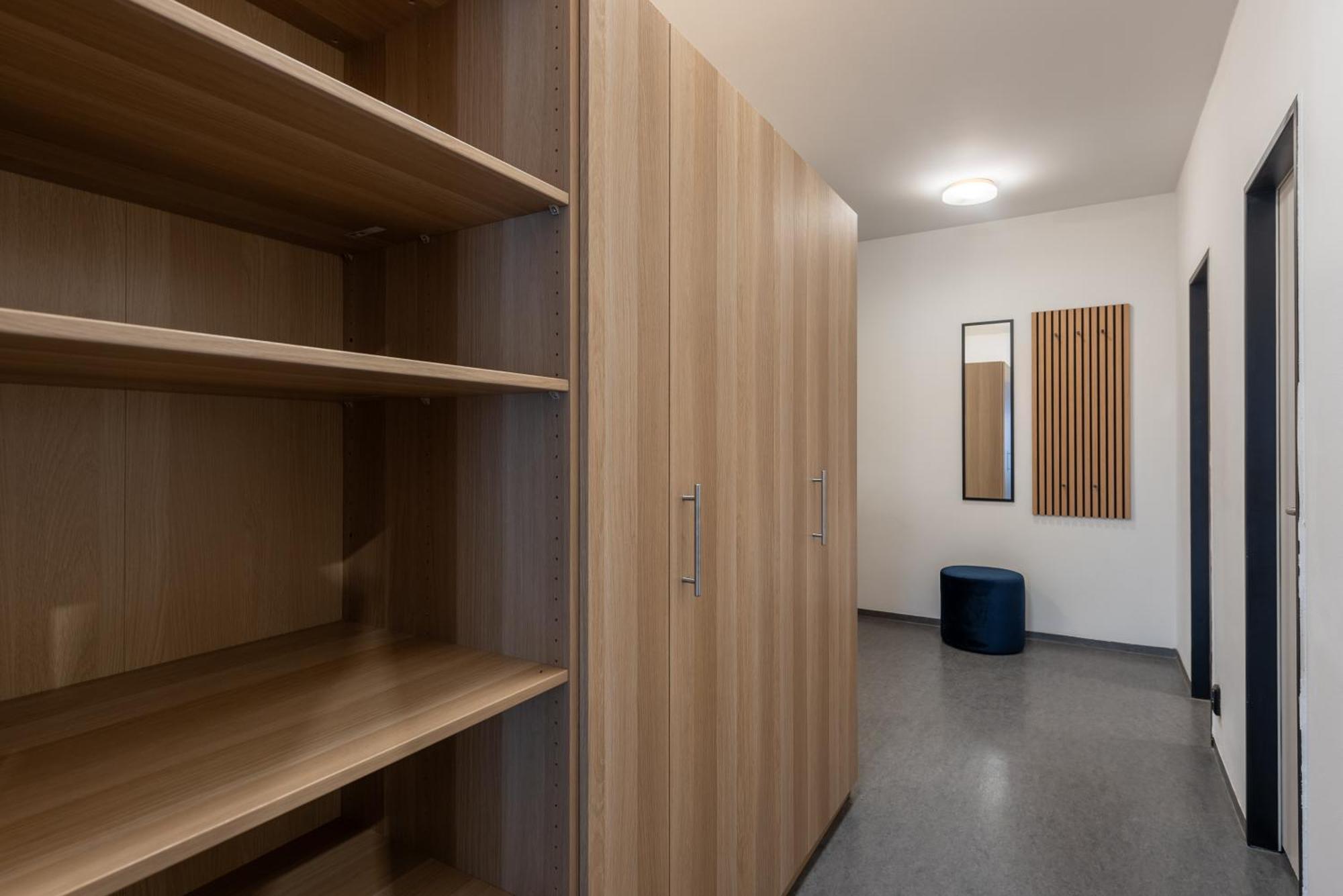 Spacious Apartments Near Karlin Square Prague Exterior photo
